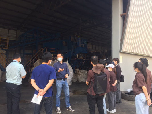 ม.เทคโนโลยีราชมงคลล้านนา เยี่ยมชมการบริหารจัดการขยะมูลฝอยครบวงจร